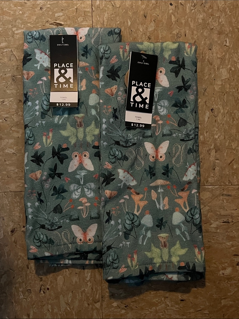 Place & Time Green Nature-Print Kitchen Towels (Set of 2)